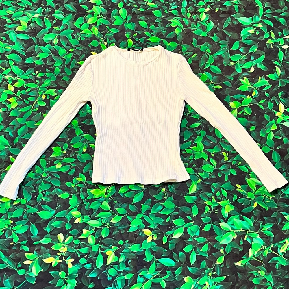 Small White SHEIN Ribbed Long Sleeve Shirt
